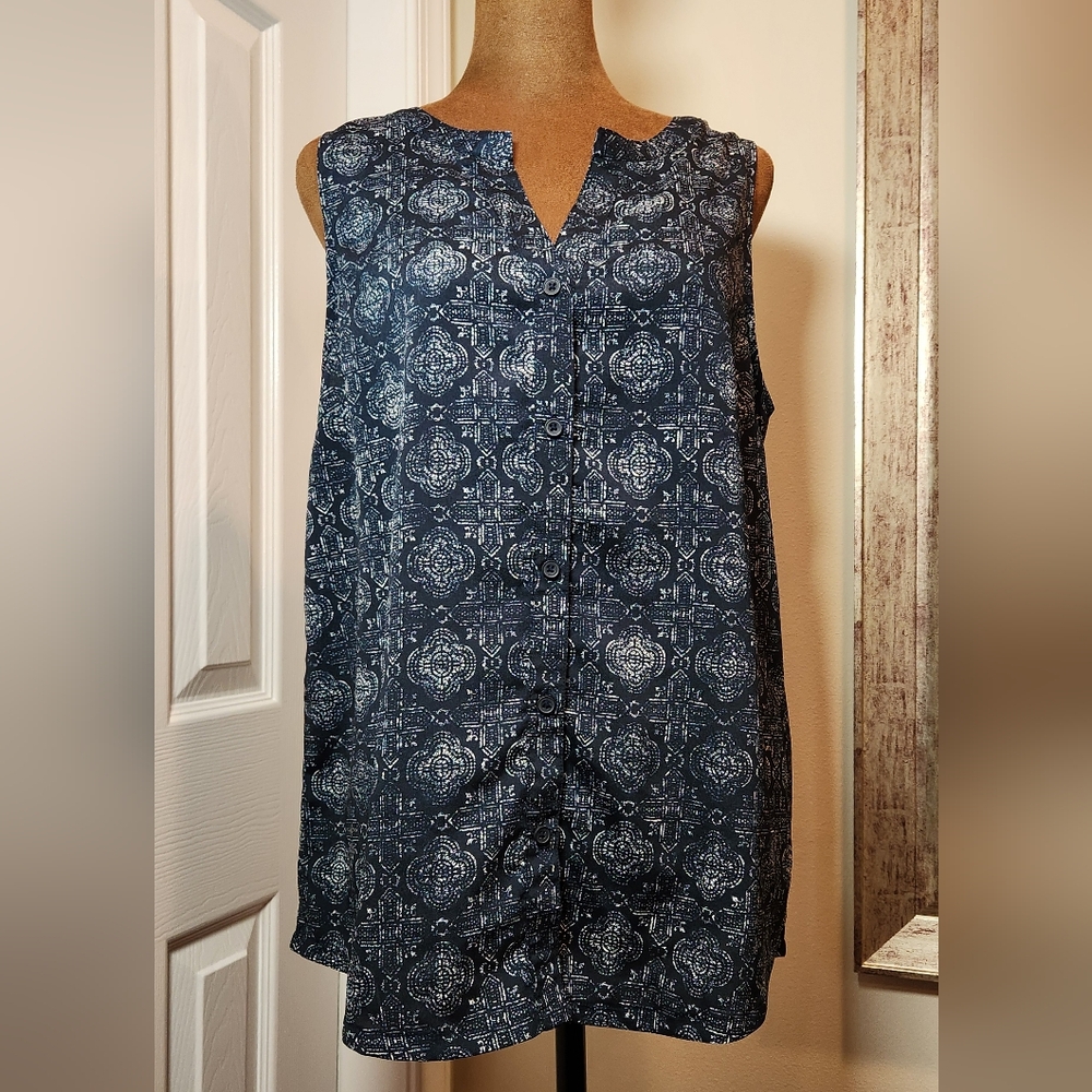 Bass Navy Blue Sleeveless Top